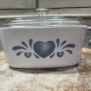 Vintage corningware blue hearts casserole with lid